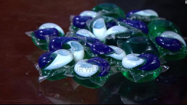 Tide Pods Laundry Detergent Pacs, Spring Meadow, 156 Count · Photo 6