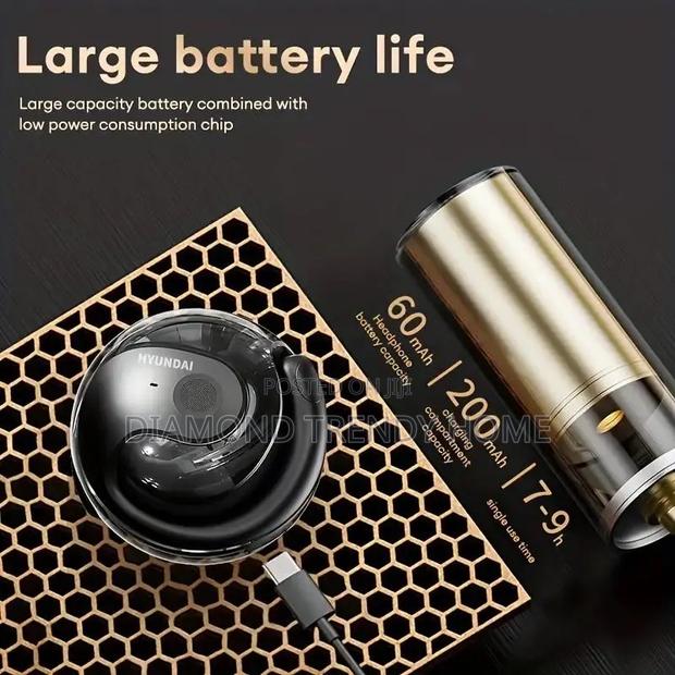 HYUNDAI Wireless Earbuds · Photo 5