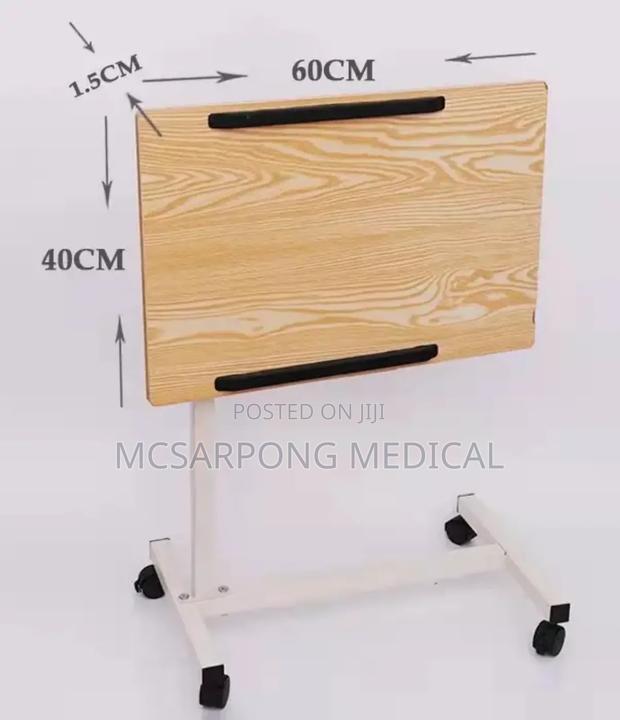 Overbed Cardiac Table · Photo 3
