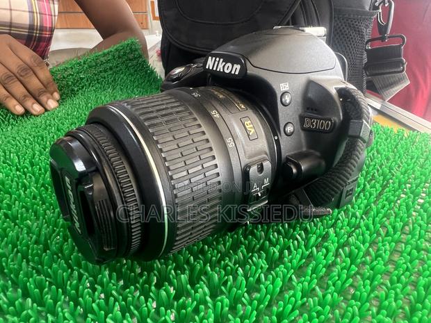 Nikon D3100 · Photo 1