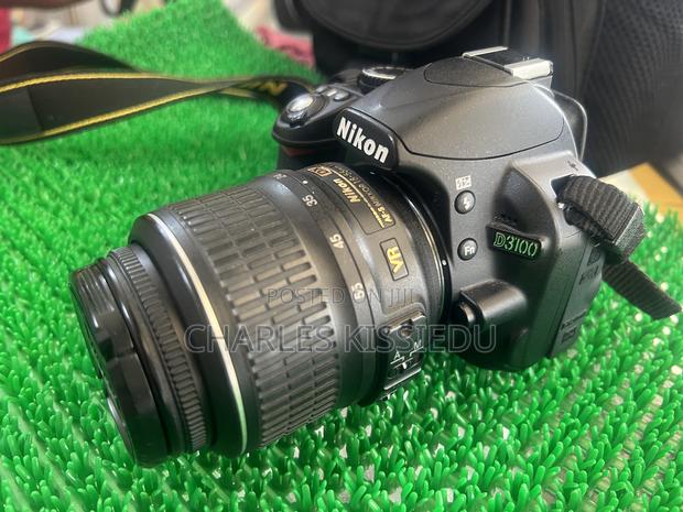Nikon D3100 · Photo 2