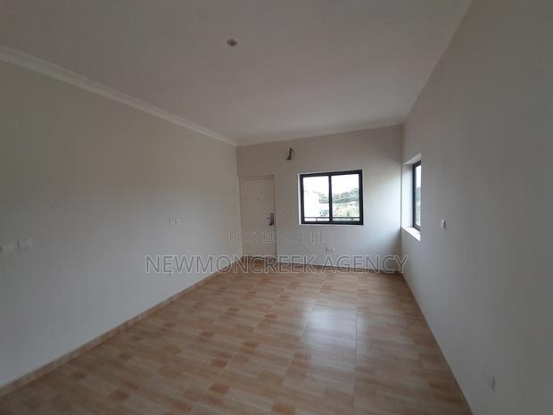 4bdrm Duplex in Amanfrom,Adenta., Accra Metropolitan for sale · Photo 3