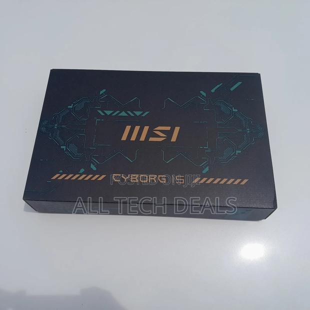 New Laptop MSI 16GB Intel Core i7 SSD 512GB · Photo 2