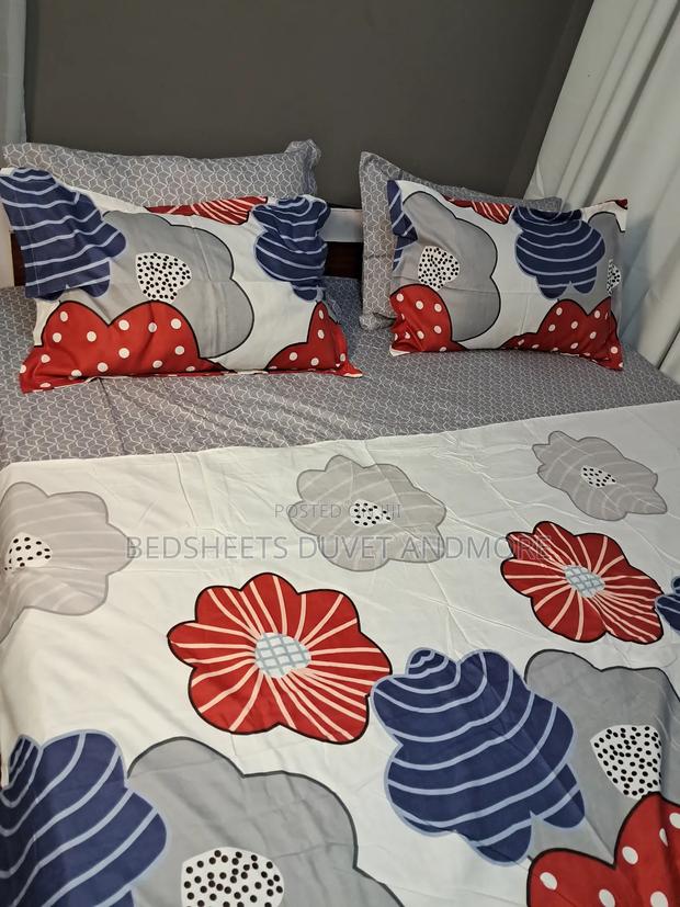 King Size Bedsheet · Photo 1