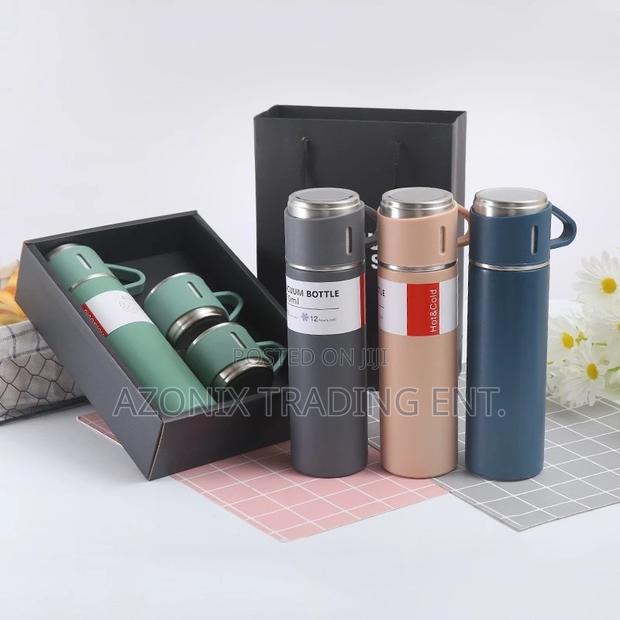 3 in 1 Vacuum Flask + Bag · Photo 2