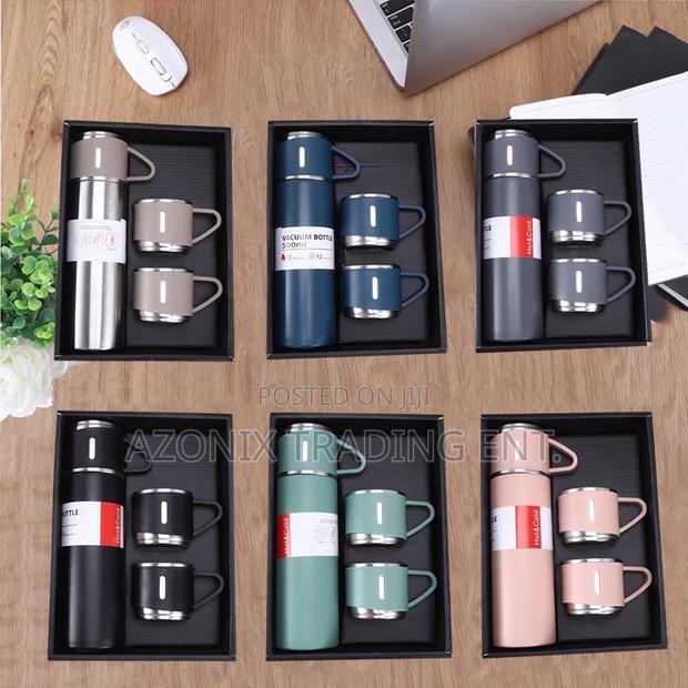 3 in 1 Vacuum Flask + Bag · Photo 1