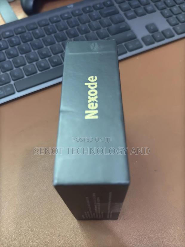 Ugreen Gan Charger 100w ( Comes With 2m Type C Cable) · Photo 6