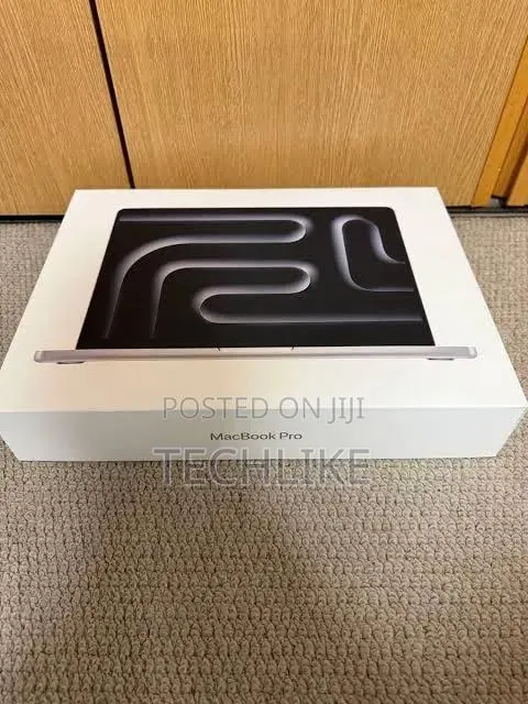 New Laptop Apple MacBook Pro 2026 M5 Max 48GB Apple M5 Max SSD 2T · Photo 1