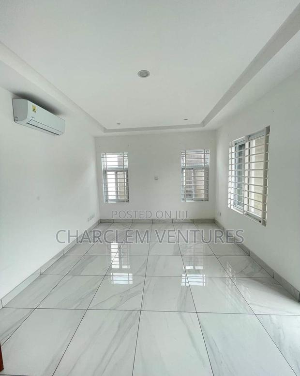 3bdrm Townhouse / Terrace in Charclem Ventures, East Legon for rent · Photo 4