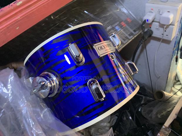 Olympic England 5-pieces Acoustic Drum-sets · Photo 1