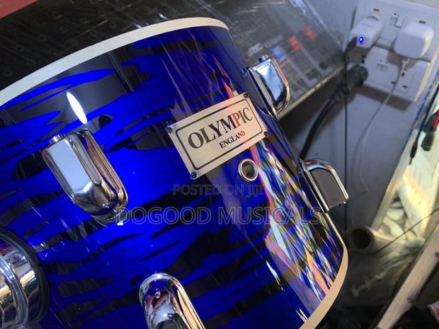 Olympic England 5-pieces Acoustic Drum-sets · Photo 2