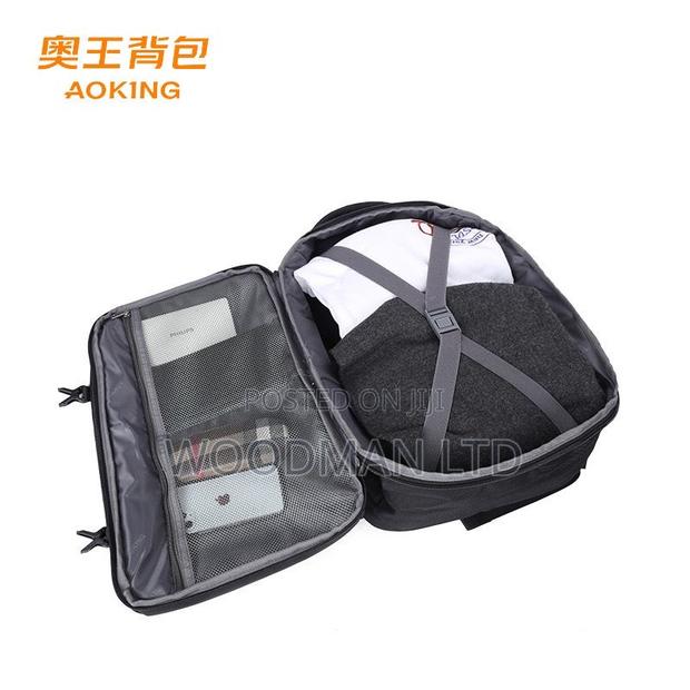 Expandable Travel Backpack · Photo 2