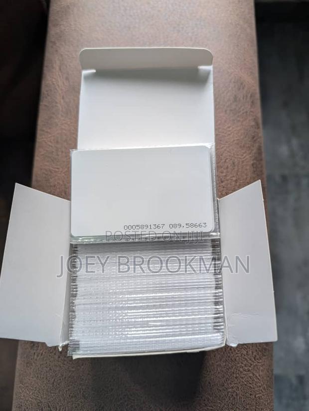 RF ID Cards · Photo 2