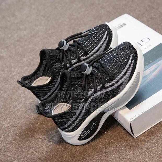 Children's Comfortable Sneakers · Photo 1