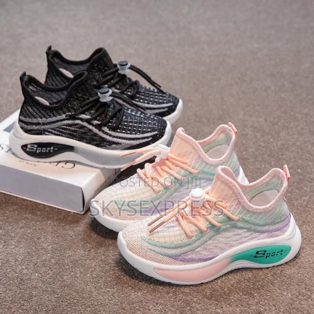 Children's Comfortable Sneakers · Photo 4