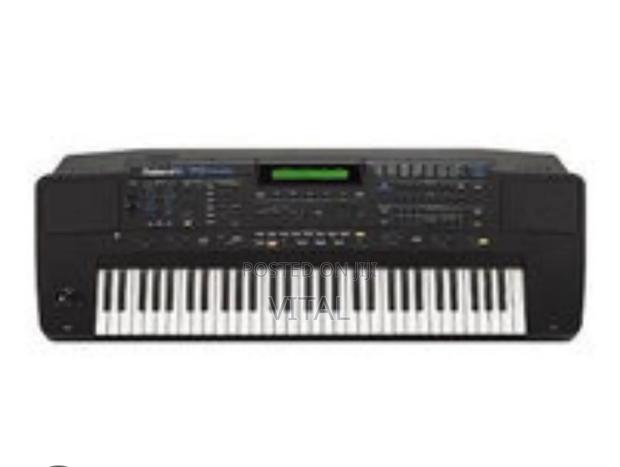 Roland E-70 Intelligent Synthesizer