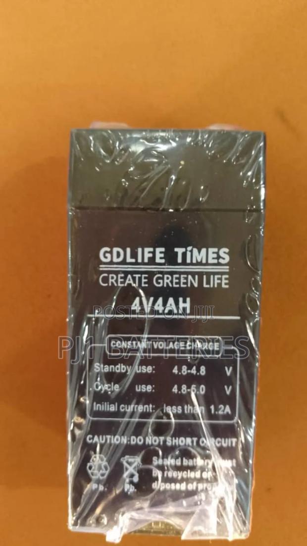 4v 4AH Battery · Photo 4