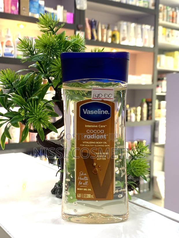 Vaseline Body Oil · Photo 1