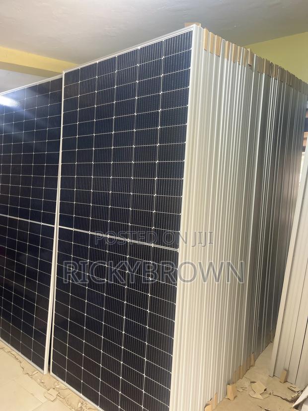 550watts Solar Mono Panels · Photo 1