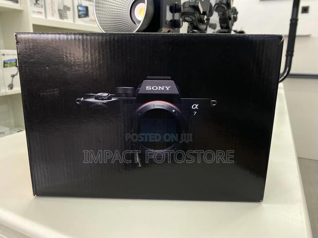 Sony A7 Iv Mirrorless Camera · Photo 1