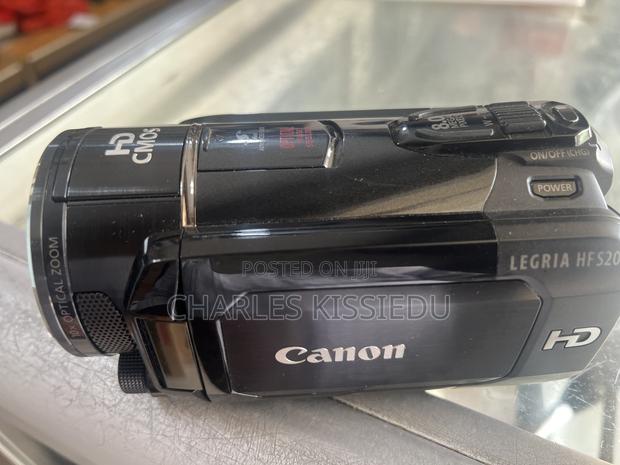Canon Legria · Photo 2