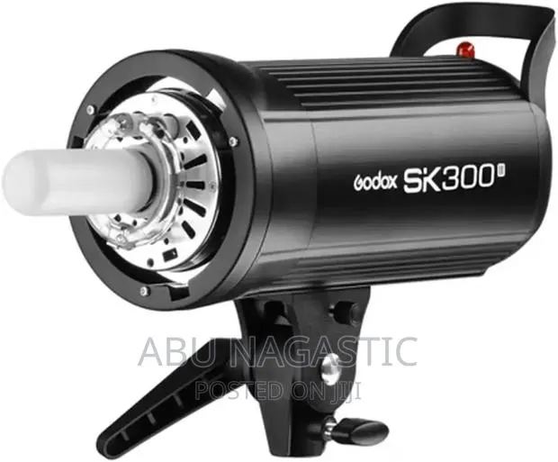 Brand New Godox Sk300ii Studio Flash Strobe · Photo 1