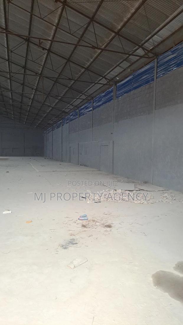 1800 SQM Warehouse at North Industrial Area · Photo 3