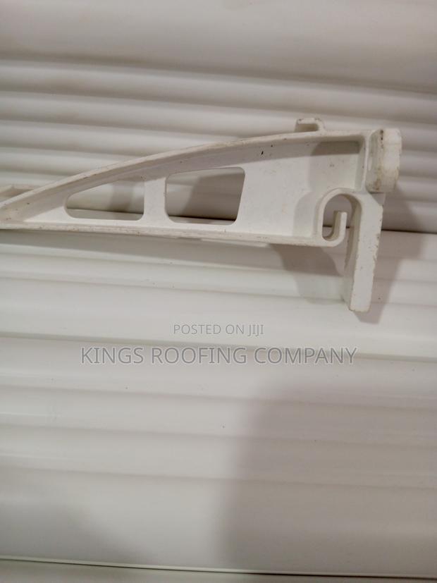 PVC Rain Gutter Accessories- Hanger · Photo 4