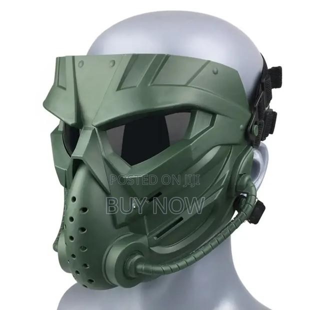 Tactical Face Mask · Photo 3