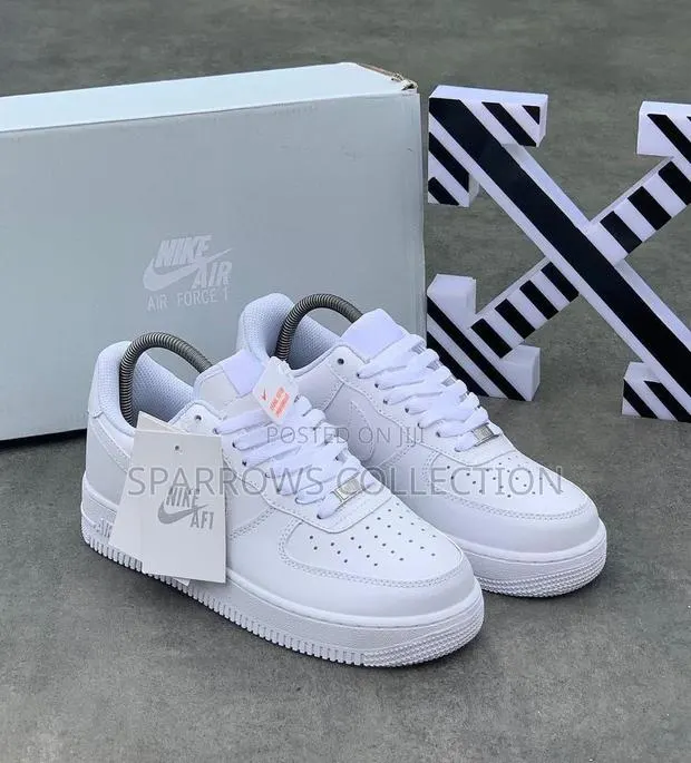 Nike Airforce 1 White (Original) · Photo 1
