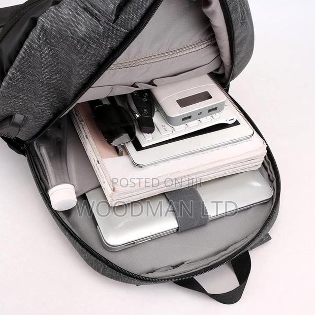 Unisex Laptop Backpack · Photo 3