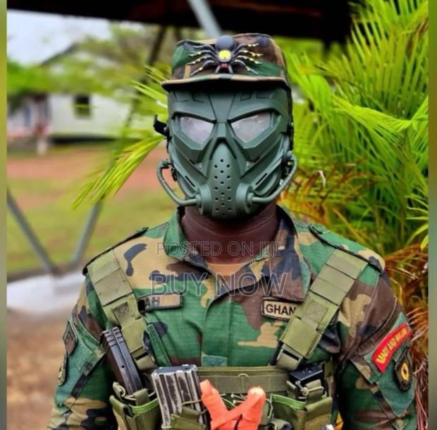 Tactical Face Mask · Photo 1