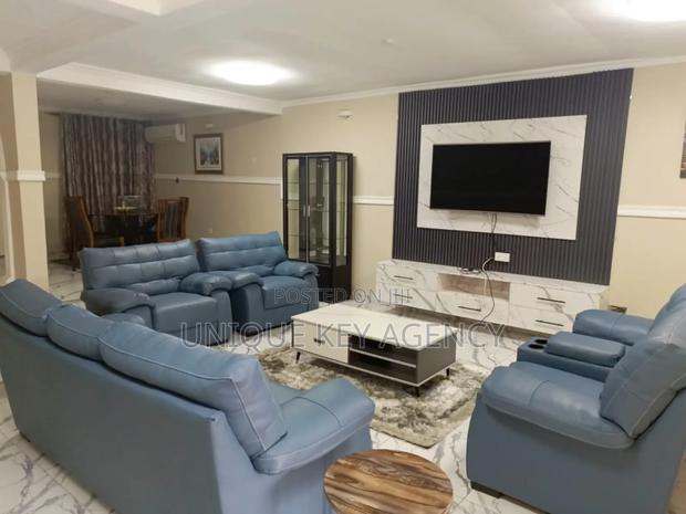 Furnished 3bdrm Apartment for rent · Photo 4