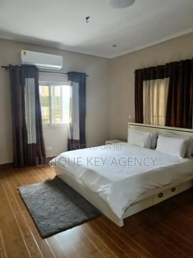 Furnished 3bdrm Apartment for rent · Photo 7