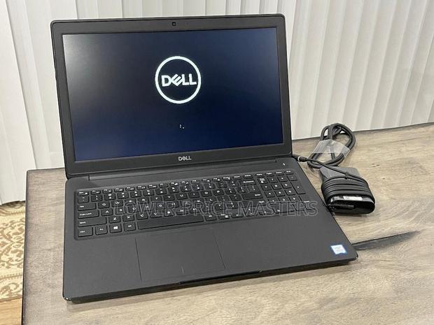 New Laptop Dell Latitude E3350 8GB Intel Core I5 SSD 256GB · Photo 1
