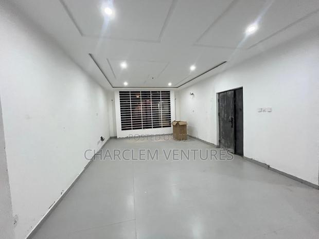 3bdrm Townhouse/Terrace in Charclem Ventures, East Legon for sale · Photo 7