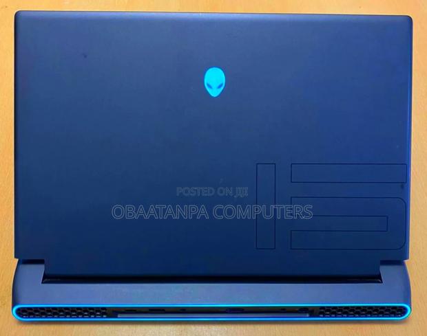 Laptop Dell Alienware M15 R6 16GB AMD Ryzen 9 SSD 512GB · Photo 5