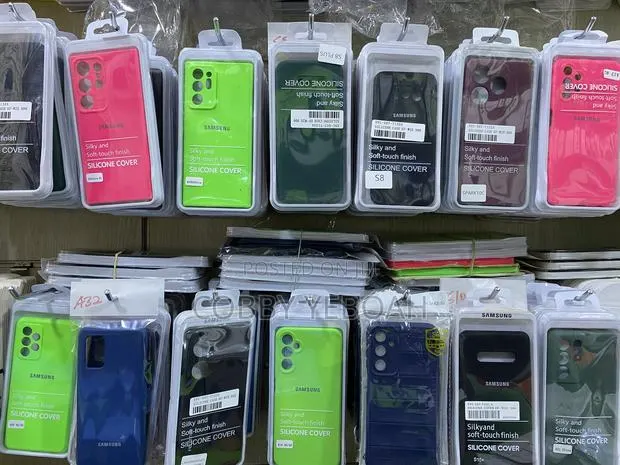 Original Silicone Case for Samsung Phones · Photo 1