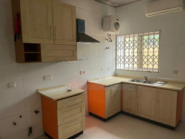 3bdrm Apartment in East Legon for rent · Photo 4