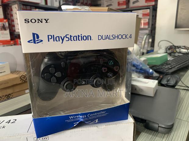 Playstation 4 Controller · Photo 3