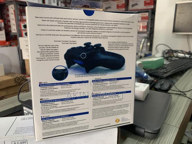 Playstation 4 Controller · Photo 4