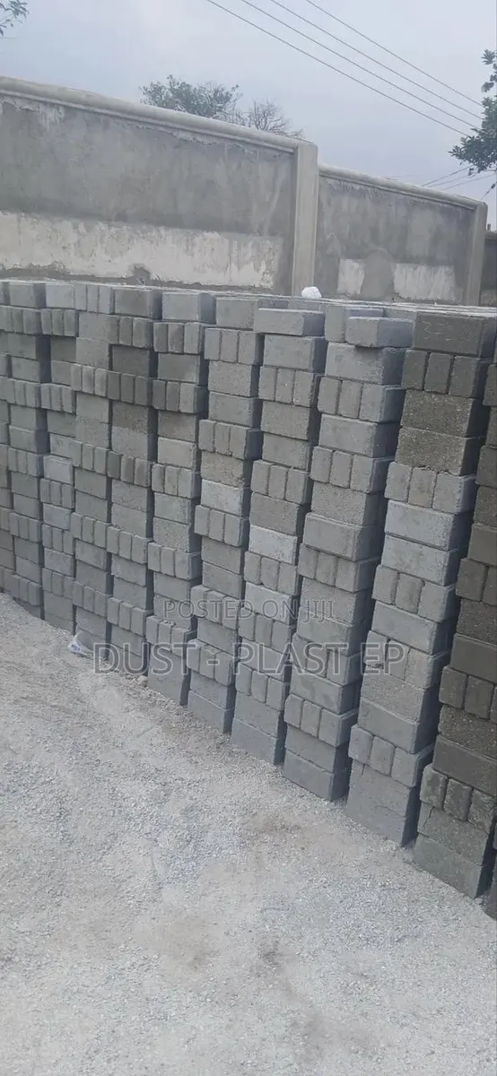Pavement Blocks Cutting and Installation · Photo 1