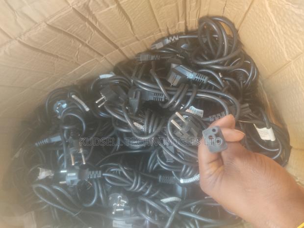 Plug AC Laptop Power Cable · Photo 2