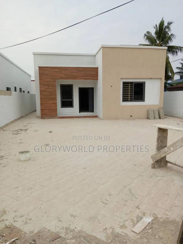 3bdrm House in Spintex for sale · Photo 3