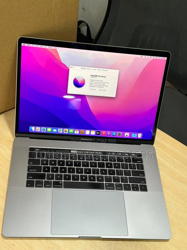 New Laptop Apple MacBook Pro 2017 16GB Intel Core I7 SSD 256GB · Photo 2