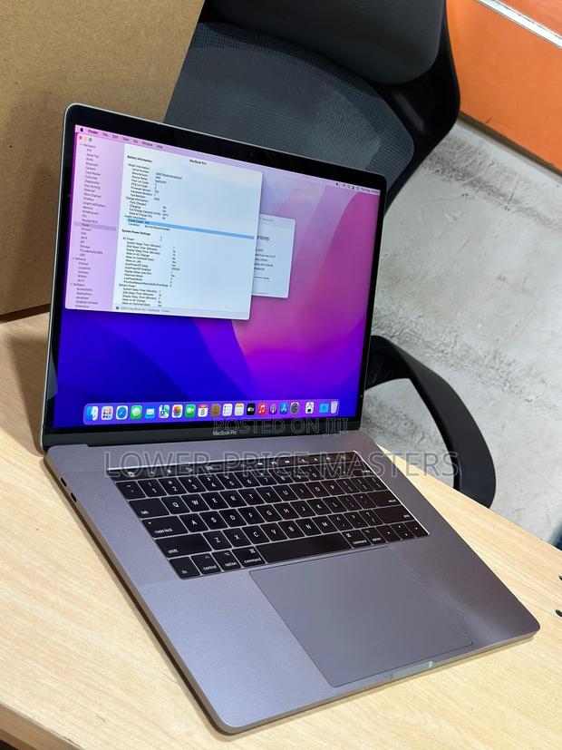 New Laptop Apple MacBook Pro 2017 16GB Intel Core I7 SSD 256GB · Photo 5