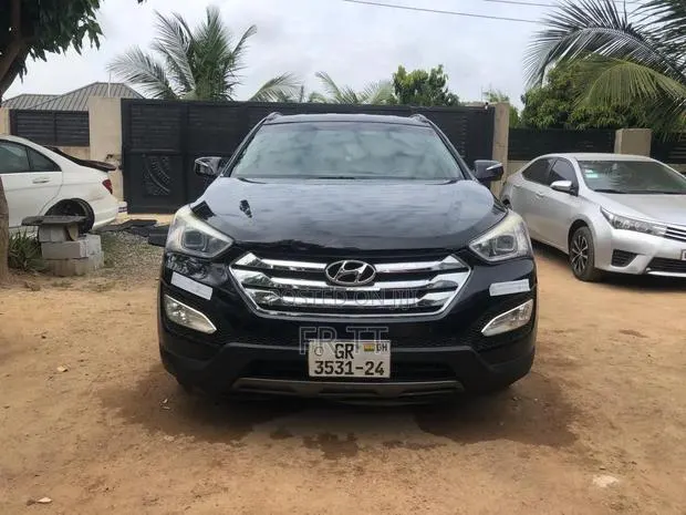 Hyundai Santa Fe 2015 Black