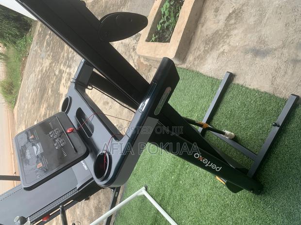 Treadmill Machine · Photo 7