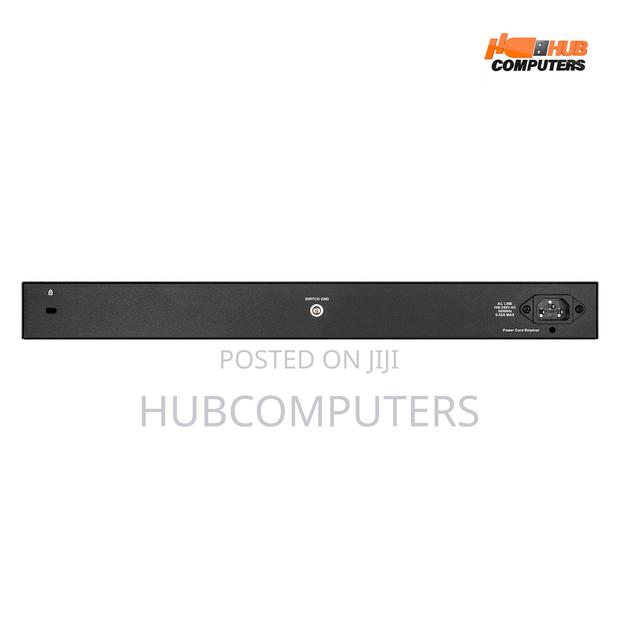 D-Link DGS-1210-28P 24-Port PoE Gigabit Smart Managed Switch · Photo 1