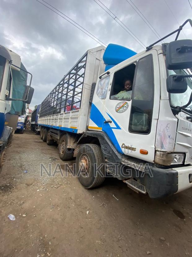 Cargo Truck Rentals · Photo 4